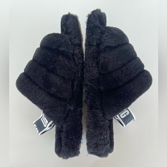 UGG Women’s Fluff Yeah Sheepskin Open Toe Slipper Slide in Black/White, size 9 - Picture 8 of 13